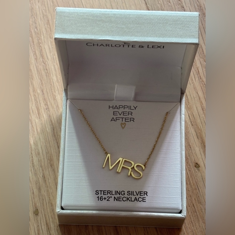 NIB Gold 'MRS' 16” Sterling Silver Necklace